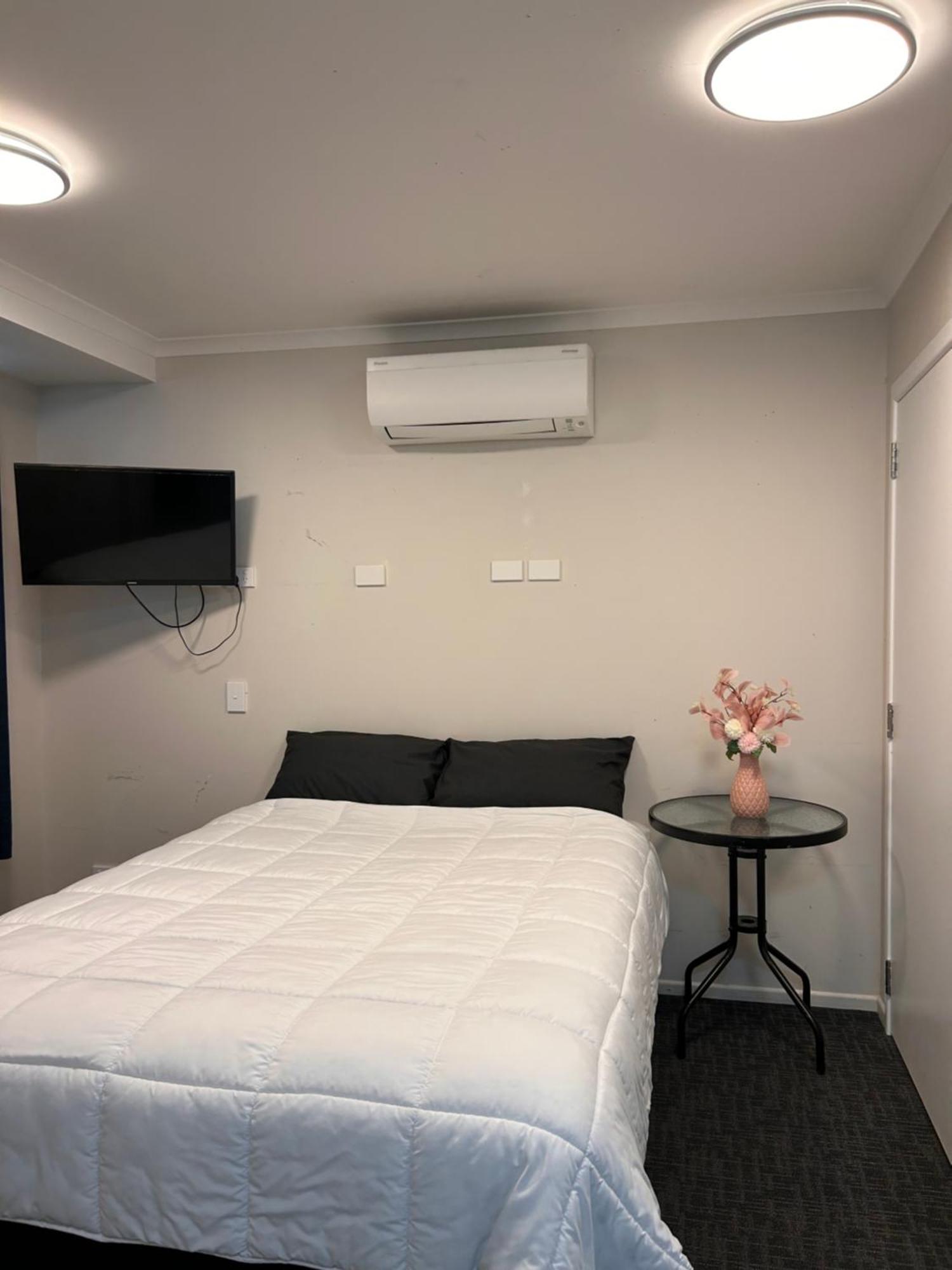 Terapa Motor Inn Hamilton Luaran gambar