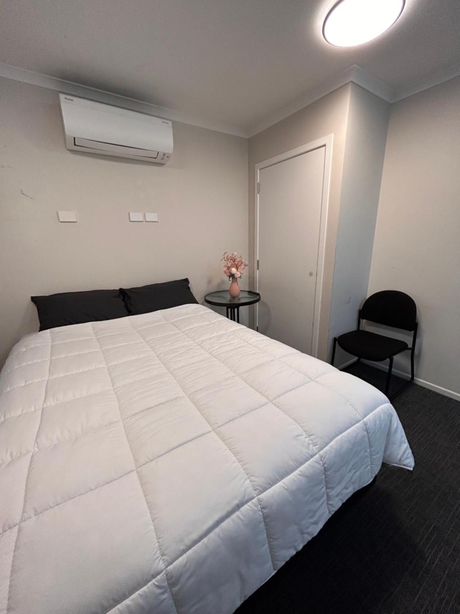 Terapa Motor Inn Hamilton Luaran gambar